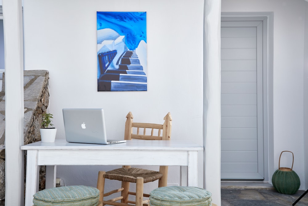 Mykonos Town Suites 2/46