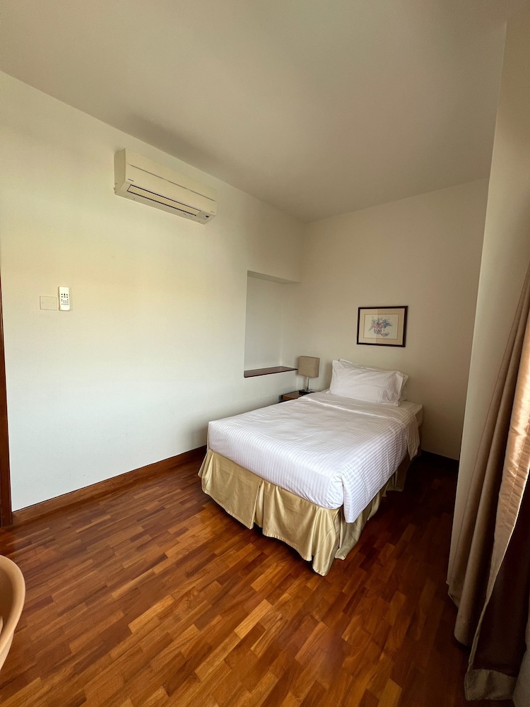 Orchard Point Serviced Apartments (Ex Somerset Orchard Singapore) 12/50