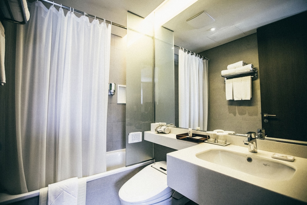 Hotel Manu 26/69