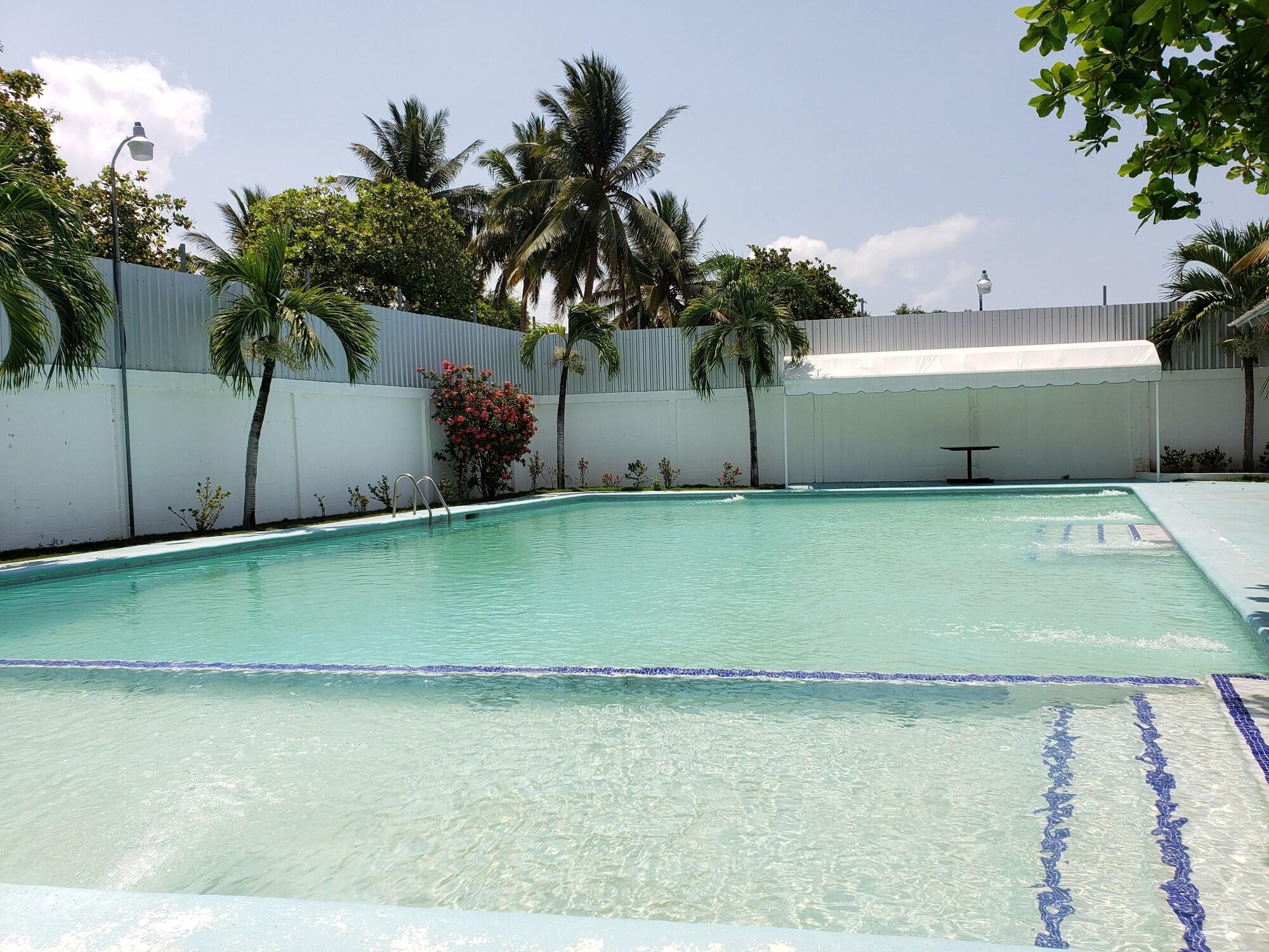 Tortuga Village Hotel 36/40