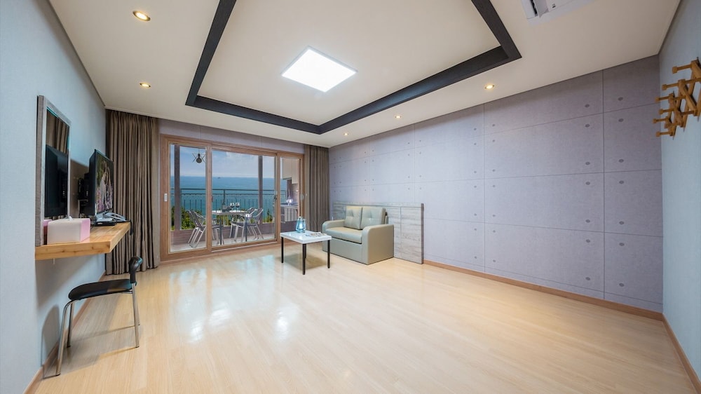 Aria Pension Resort 20/47