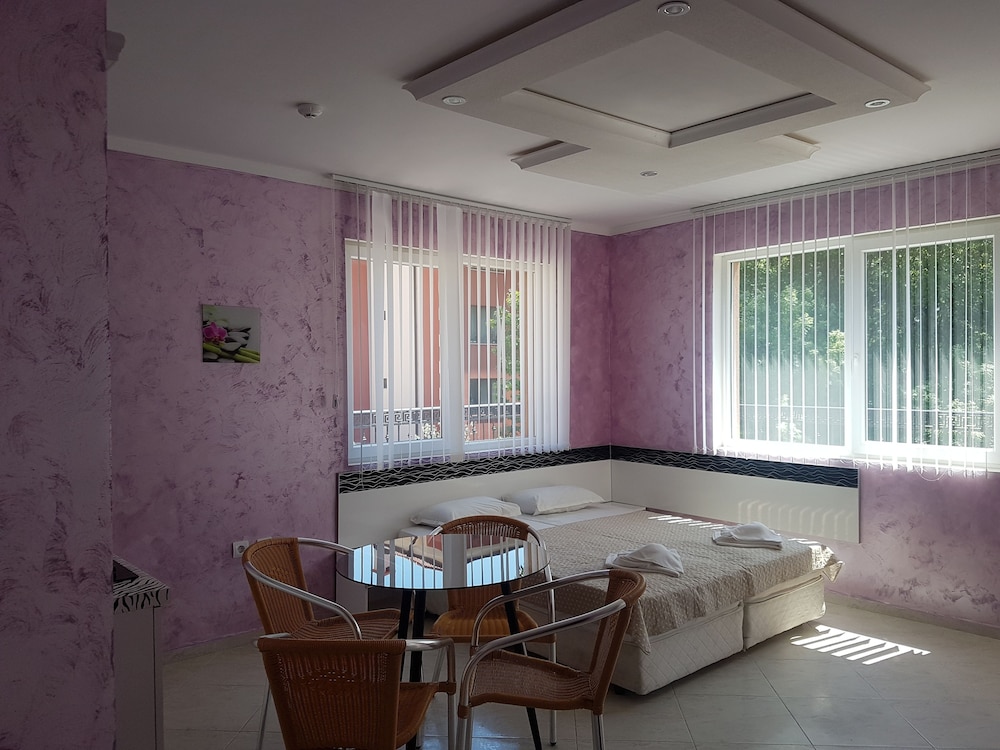 BAHAMI RESIDENCE 50/68