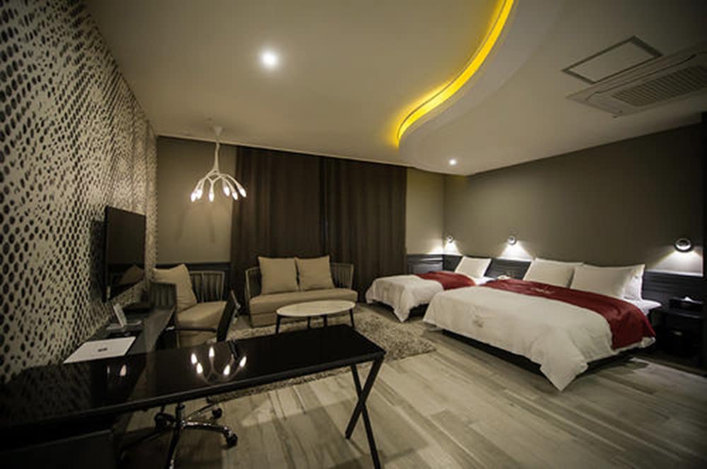 Floce Hotel 35/60