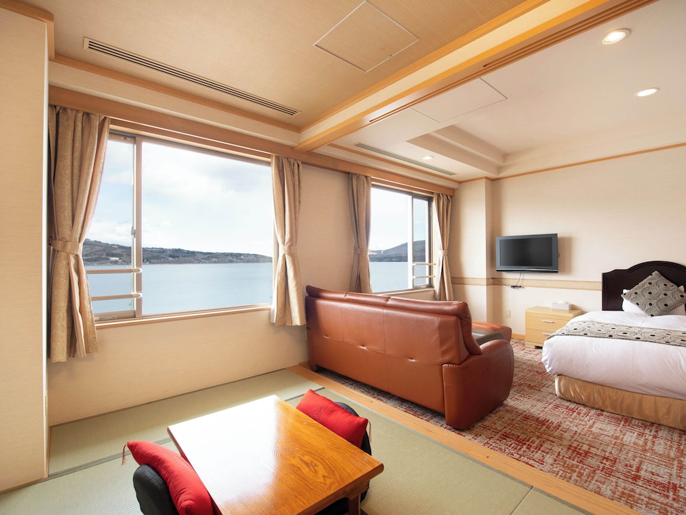 Suite, Twin Beds, 2 Futon Beds, Japanese View, Hot Spring Bath