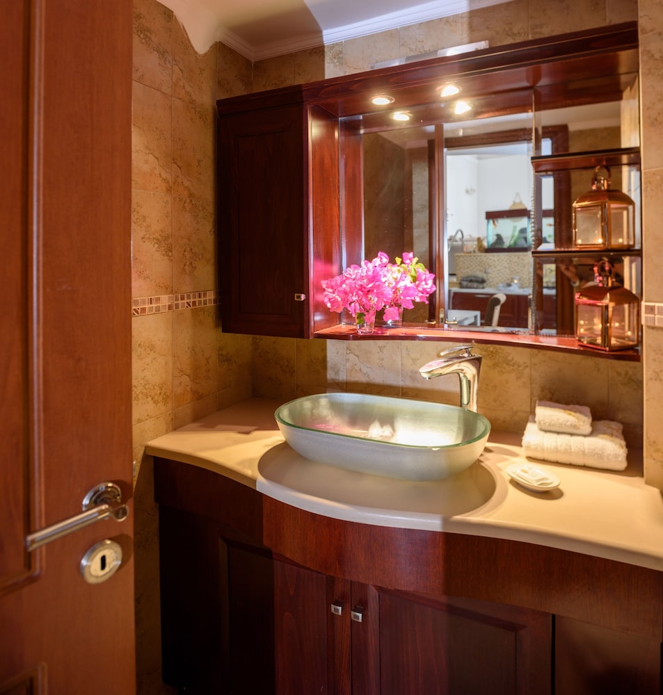 Suite Home Santorini 72/75