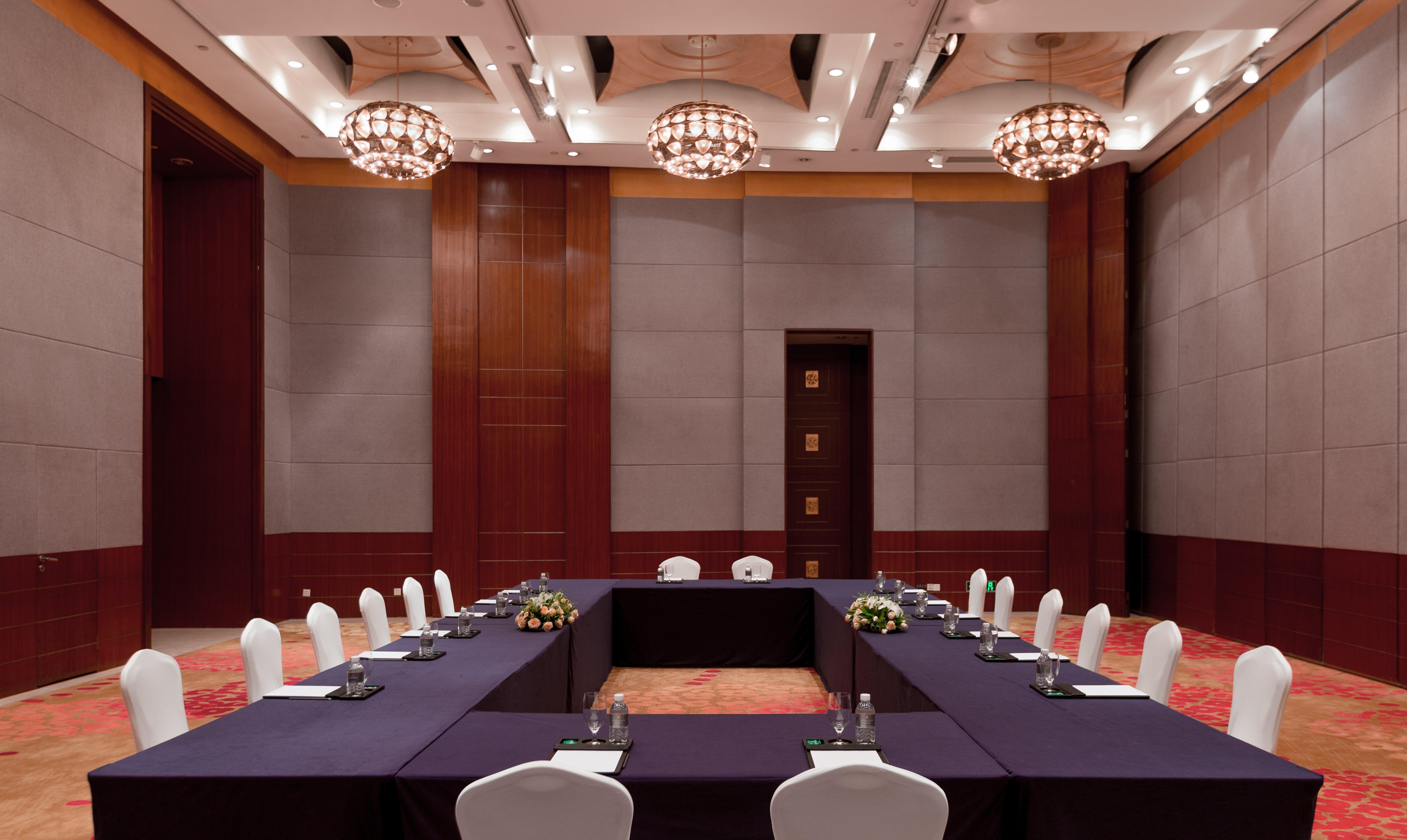 Dekin Hotel Chongqing Jiefangbei 34/38