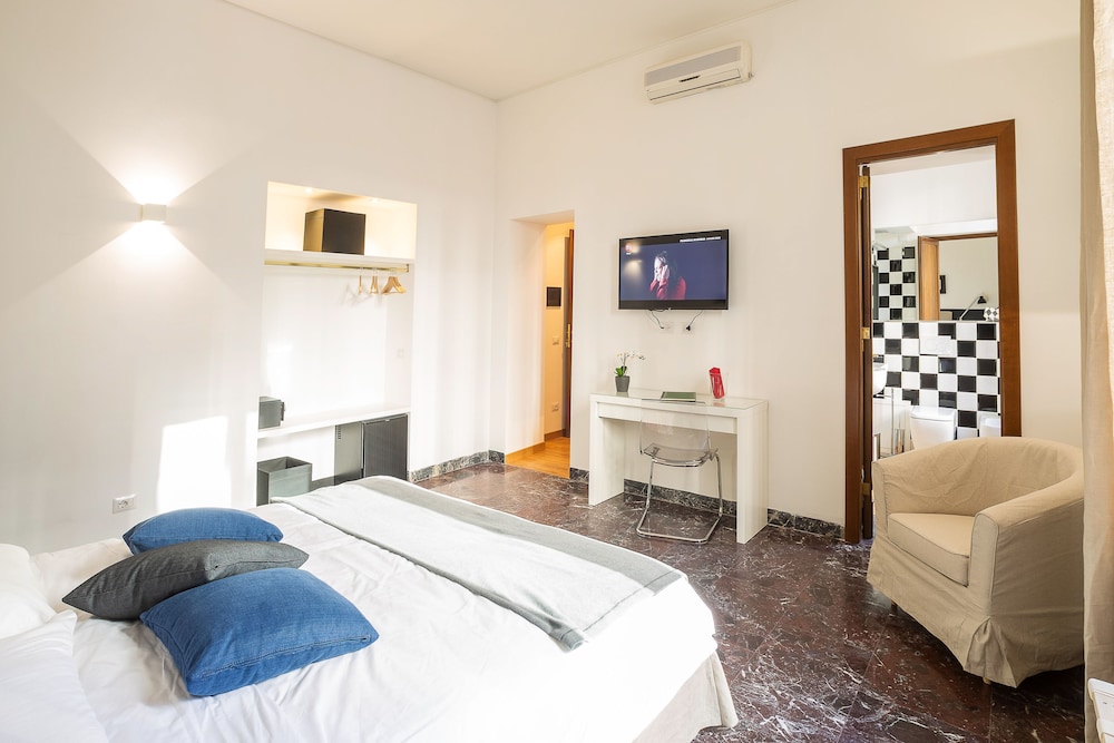 Lombardia40 Luxury Suites 13/36