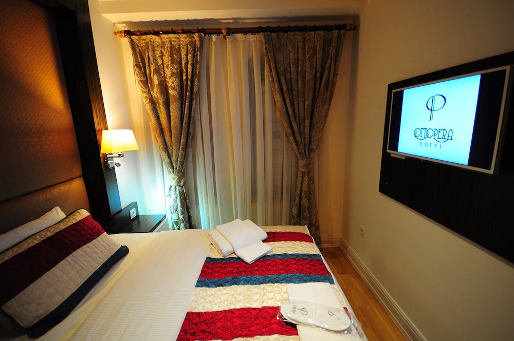 Ottopera Hotel 12/40