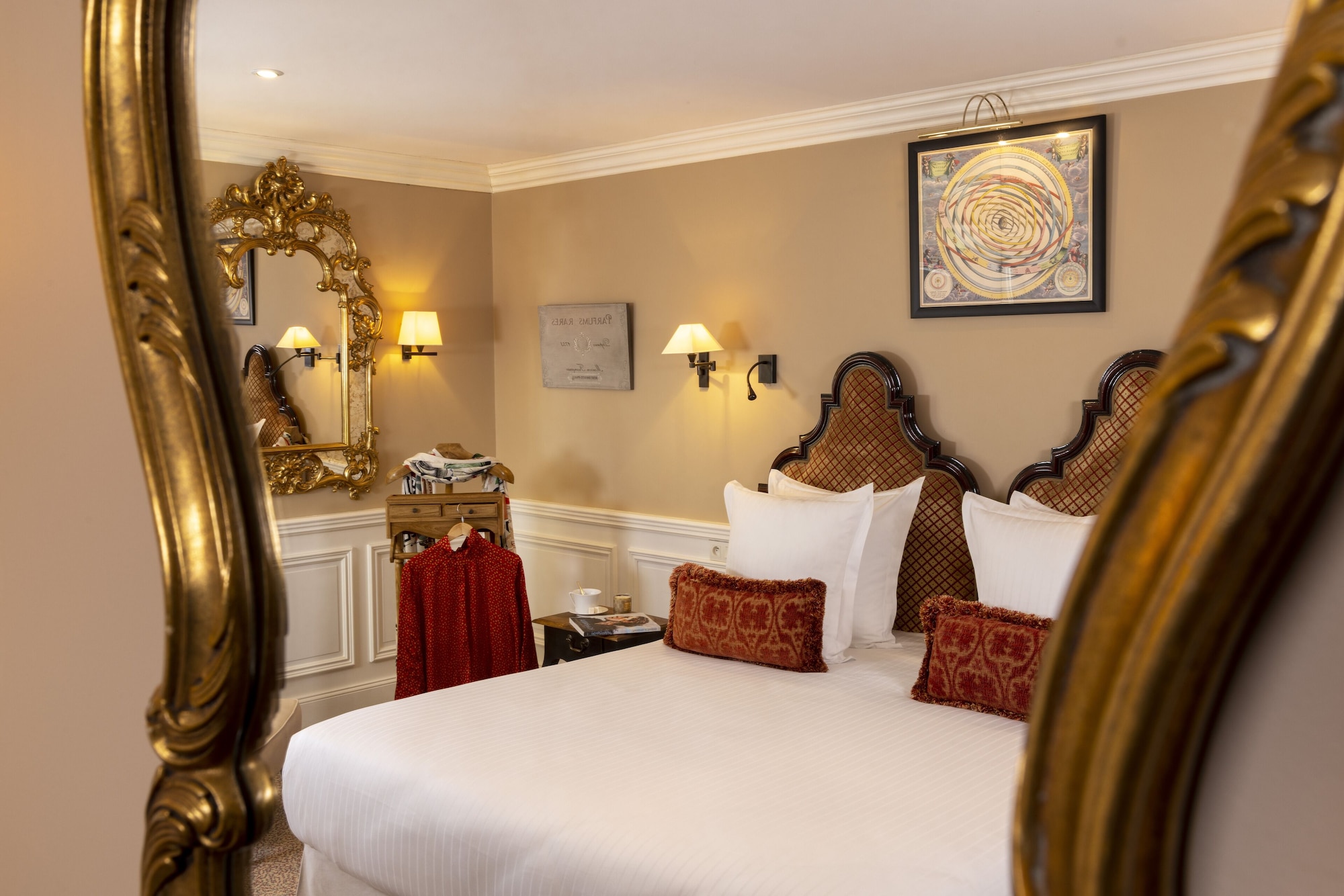 Master, Deluxe, King Bed
