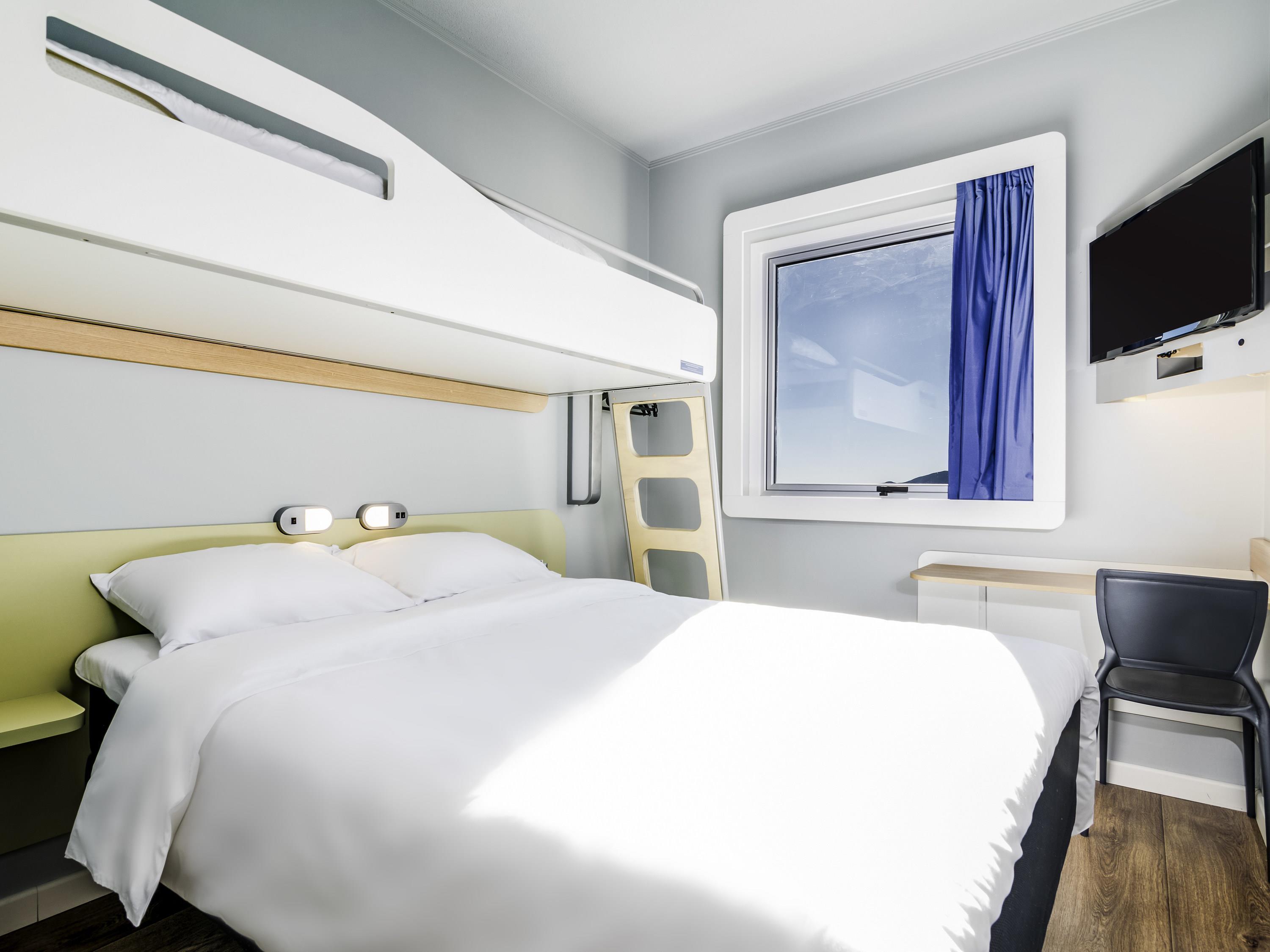 Room, Double Bed