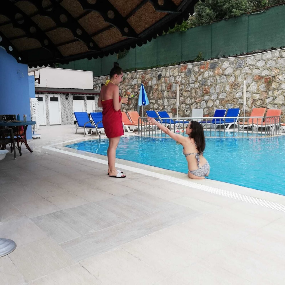 Vital Beach Hotel 49/50
