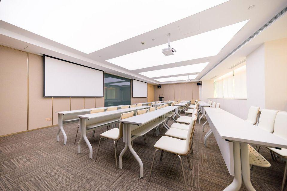 JI Hotel Shanghai Baoshan Wusong International Cruise Terminal 45/46