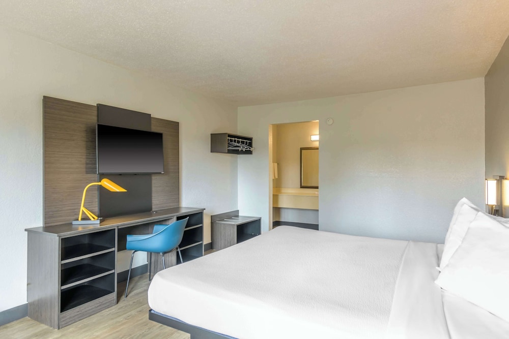 Motel6 Spring Hill, FL - Weeki Wachee 22/64