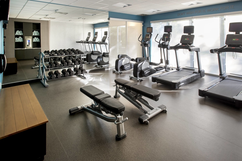 Fairfield Inn Suites By Marriott Buffalo Amherst University 21/35