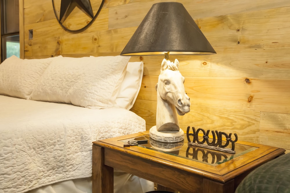 Cora s Cabins photo4