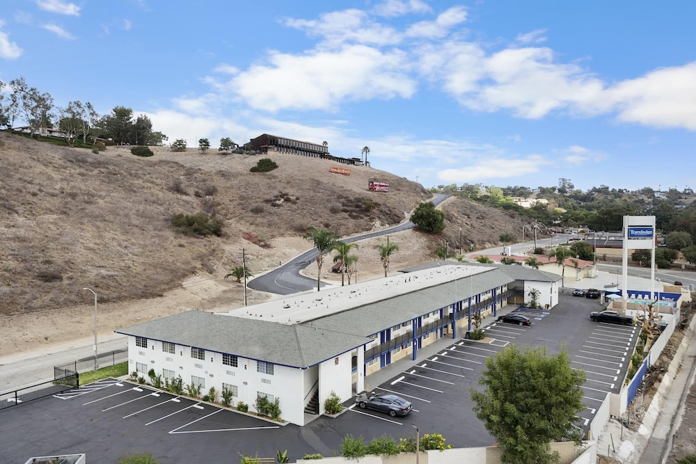 Travelodge by Wyndham Fairplex Pomona 52/57