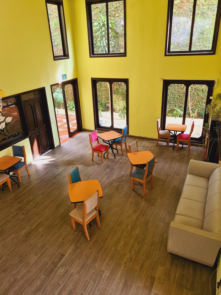 Hotel Jardines Del Carmen 36/50