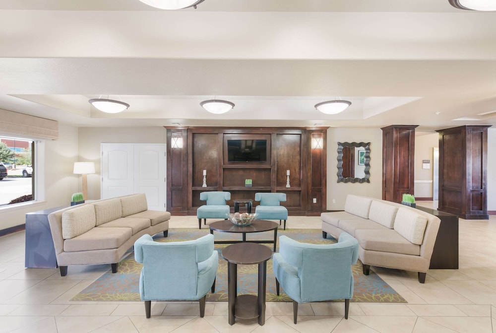 Sleep Inn and Suites Midland West 25/42