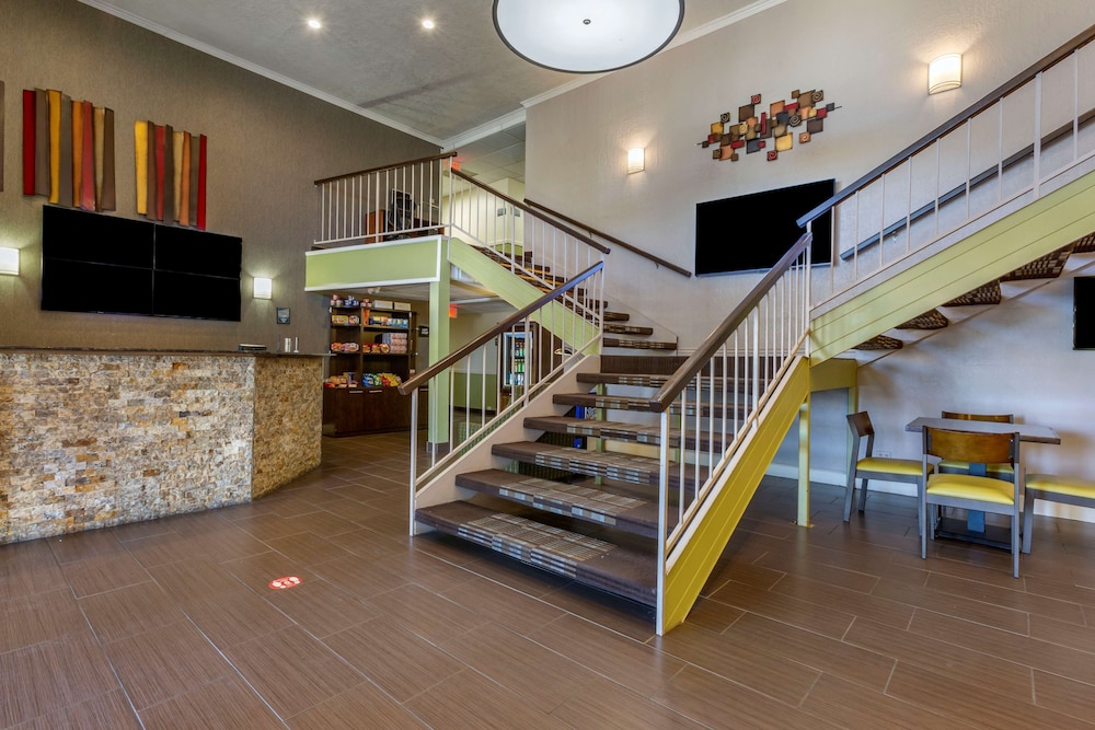 Best Western Airport Albuquerque Inn Suites Hotel & Suites 22/40