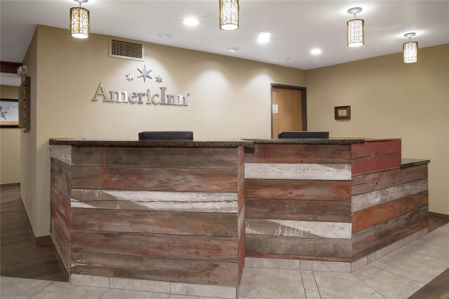 AmericInn by Wyndham Mount Pleasant 3/20