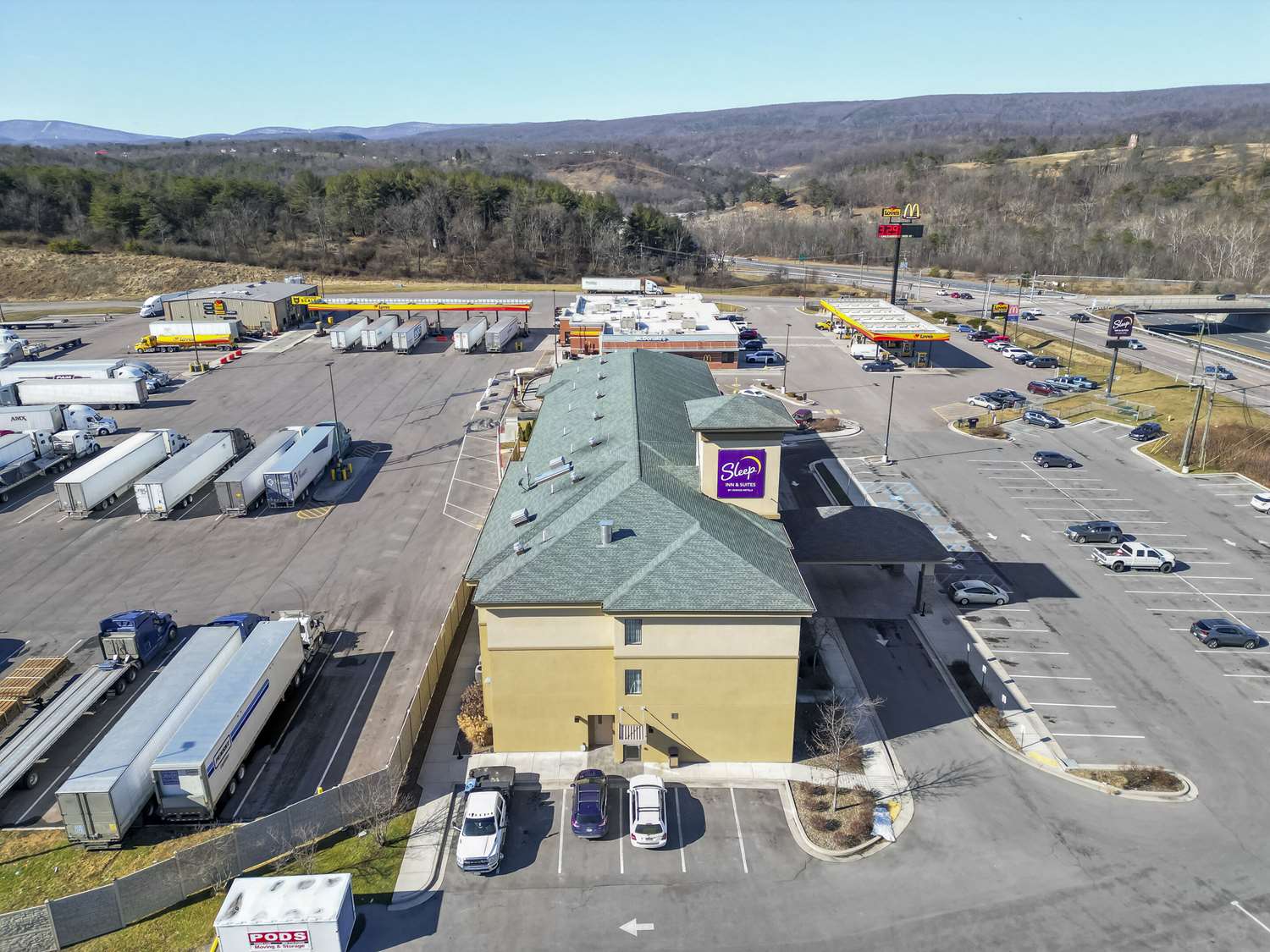 Sleep Inn & Suites Cumberland 50/53
