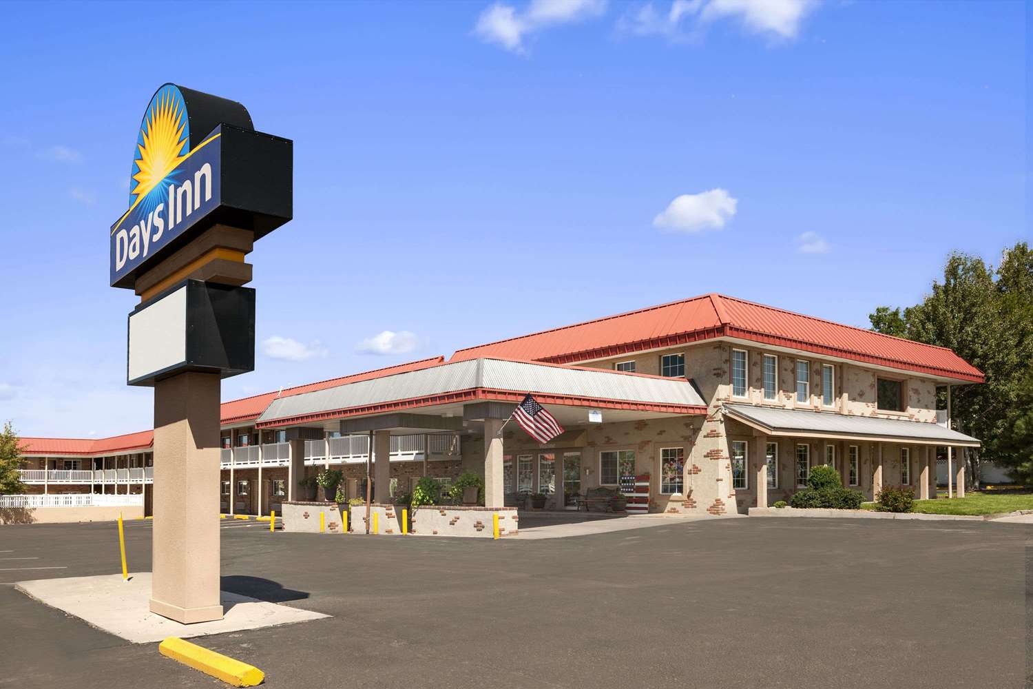 Days Inn by Wyndham Montrose 4/44