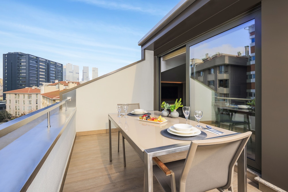 Tzl Suites 55/69