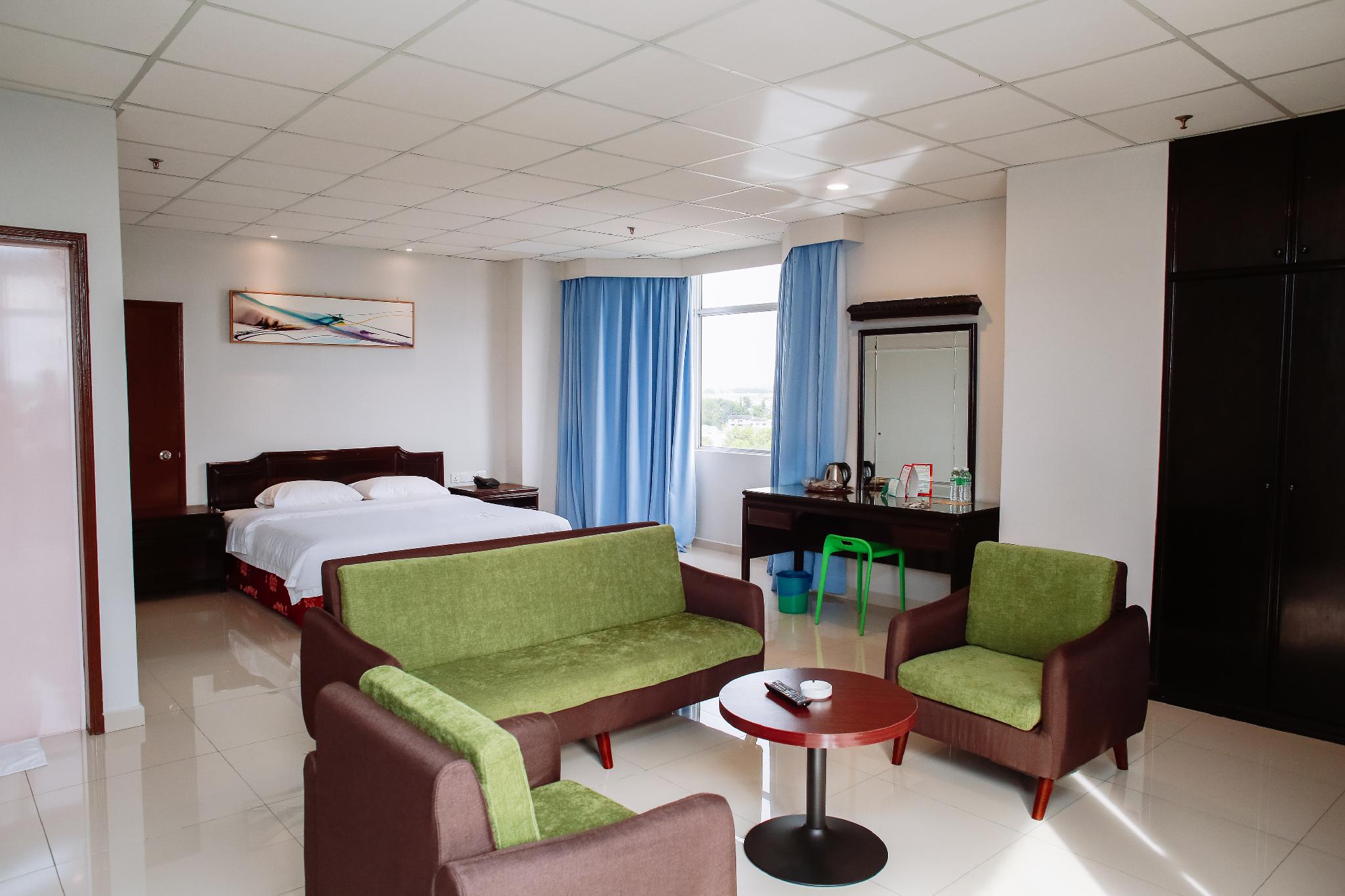 Deluxe, Suite, King Bed