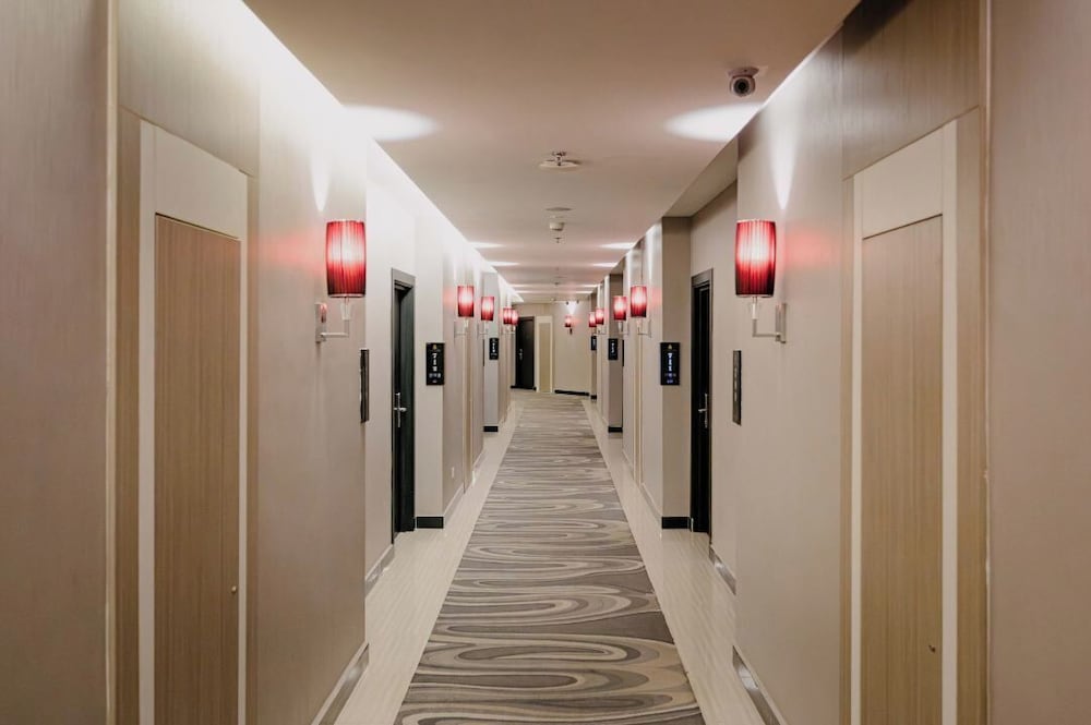 Livingston Hotel Sandakan 54/57