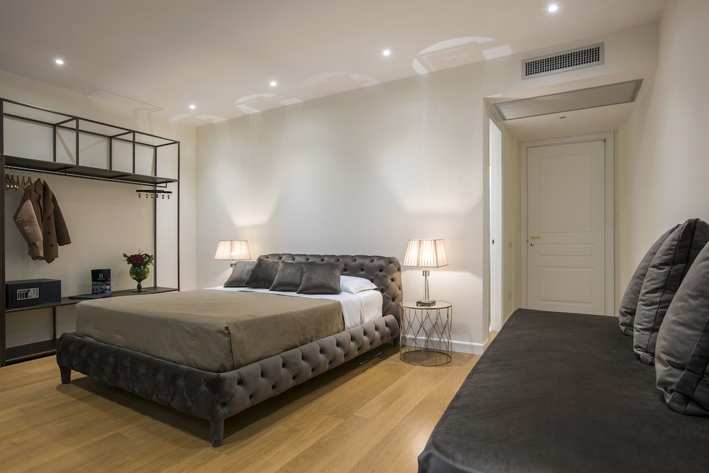 Amazing Piazza Venezia Suites 7/50