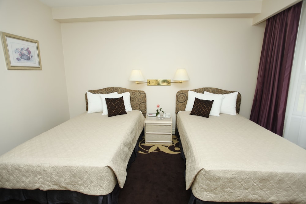 Airport Hotel Mara 13/54