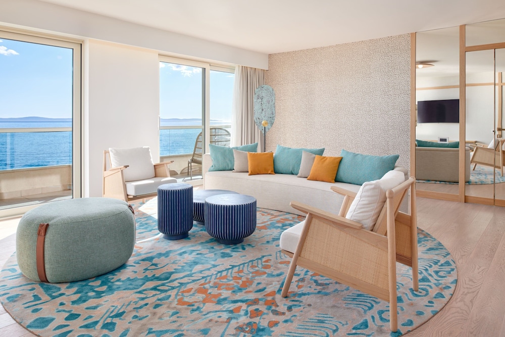 Le Meridien Lav 44/76