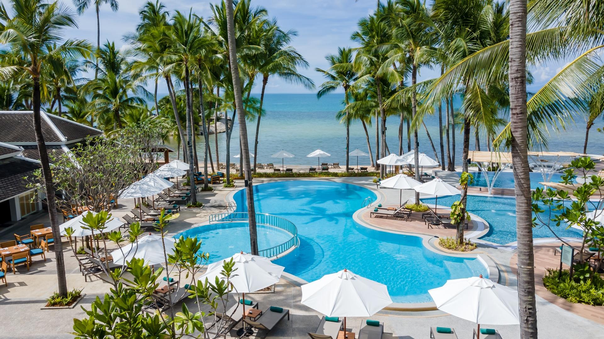 SUPERIOR POOL VIEW