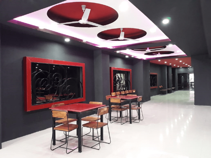 Hotel Surya Pantai Losari Makassar 10/11