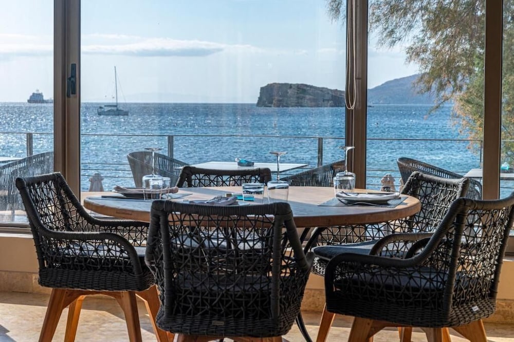 Aegeon Beach Hotel 33/50