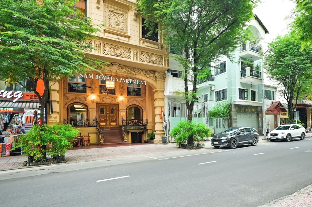A&Em Hotels & Apartment 72/75