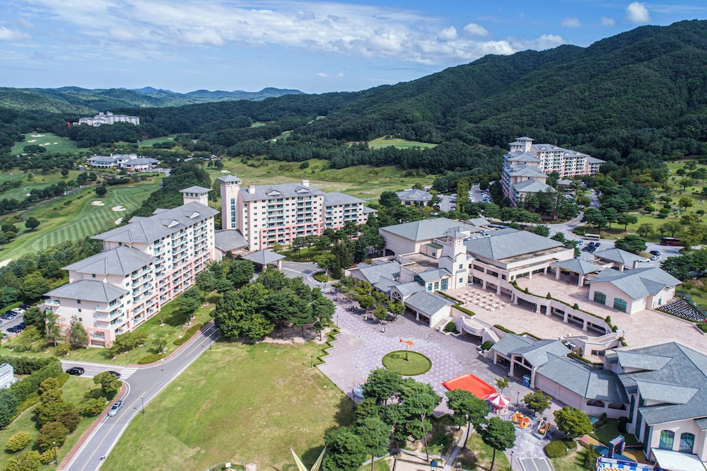 Oak Valley Resort 4/50