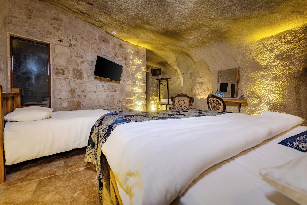 Lubberona Cave Cappadocia 8/50