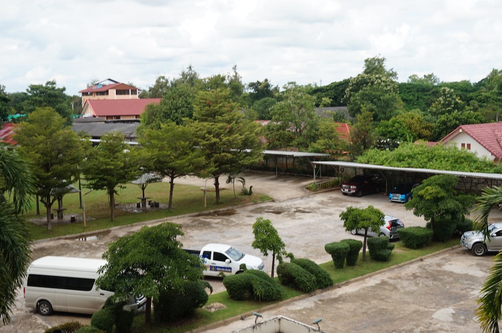A.P. Garden Hotel 40/48