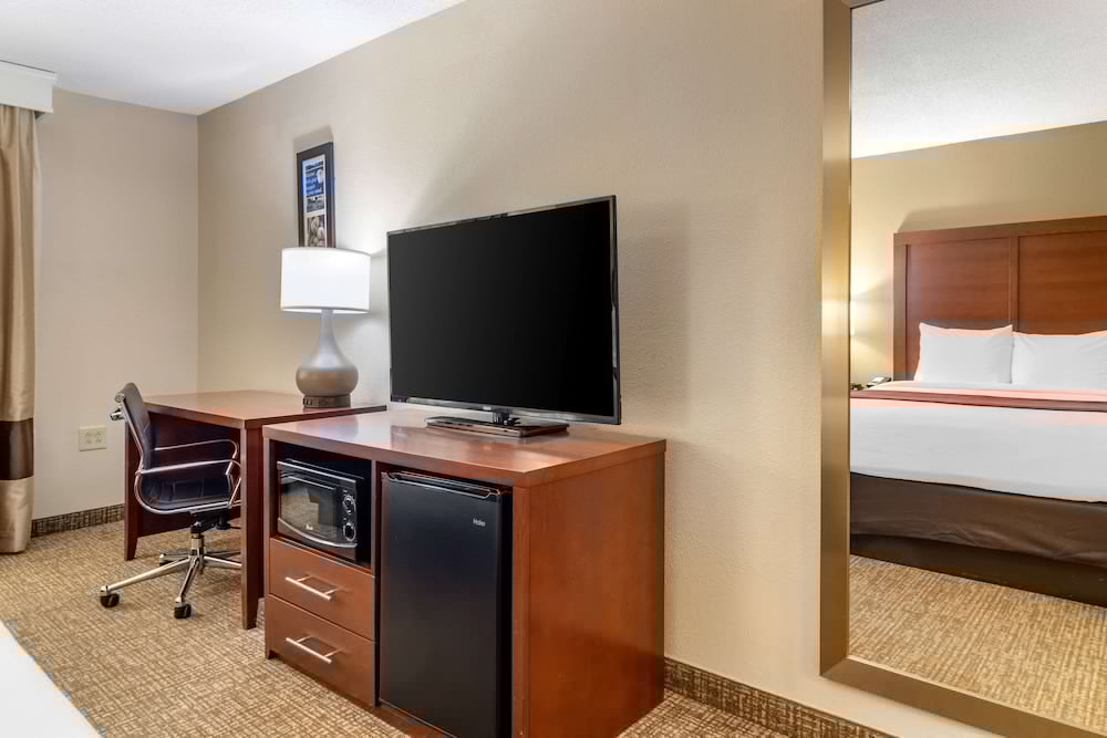 Comfort Inn And Suites Macon 27/40