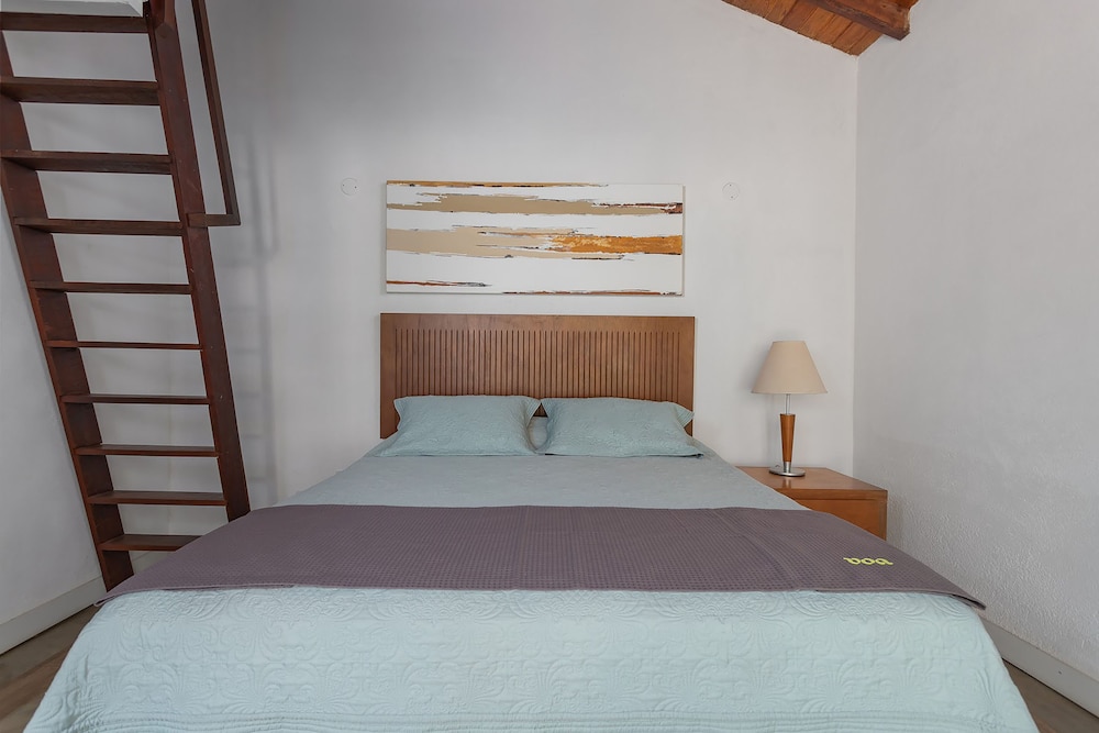 SUPERIOR, DOUBLE BED