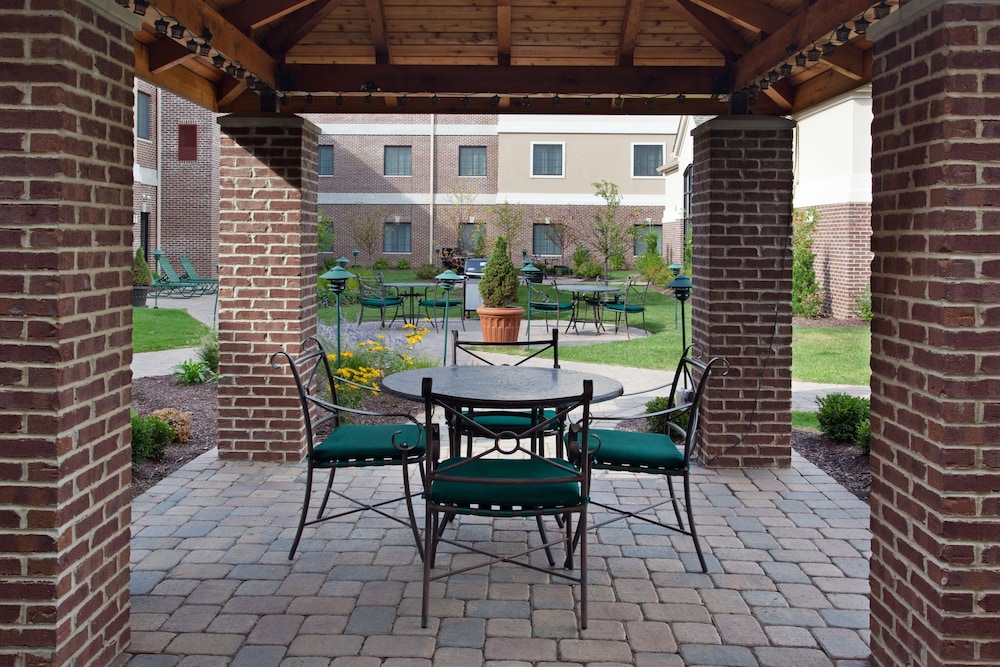 Staybridge Suites Akron-Stow-Cuyahoga Falls 53/65