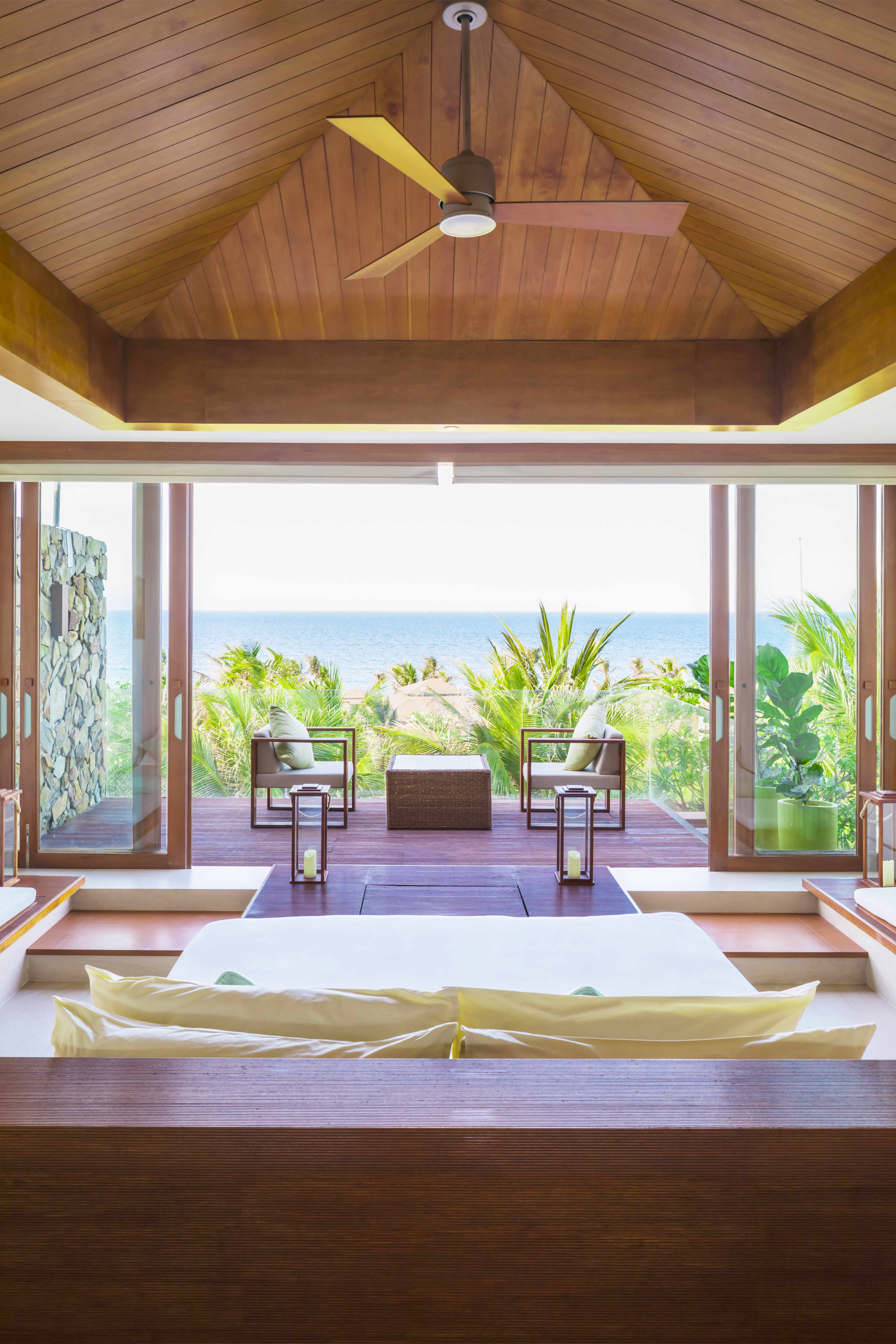 swimming pool spa