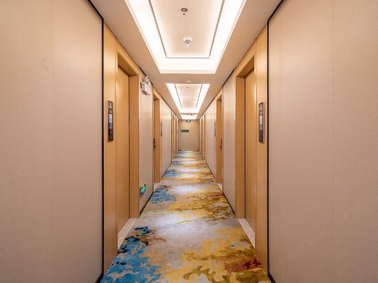 Yahao Garden Hotel (Shenzhen Songgang Metro Station) 18/27