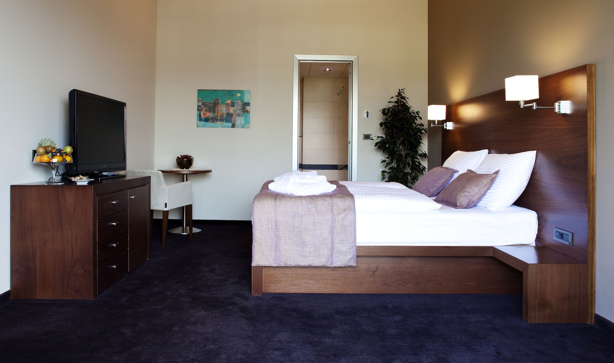 Exclusive, Suite, Queen Bed