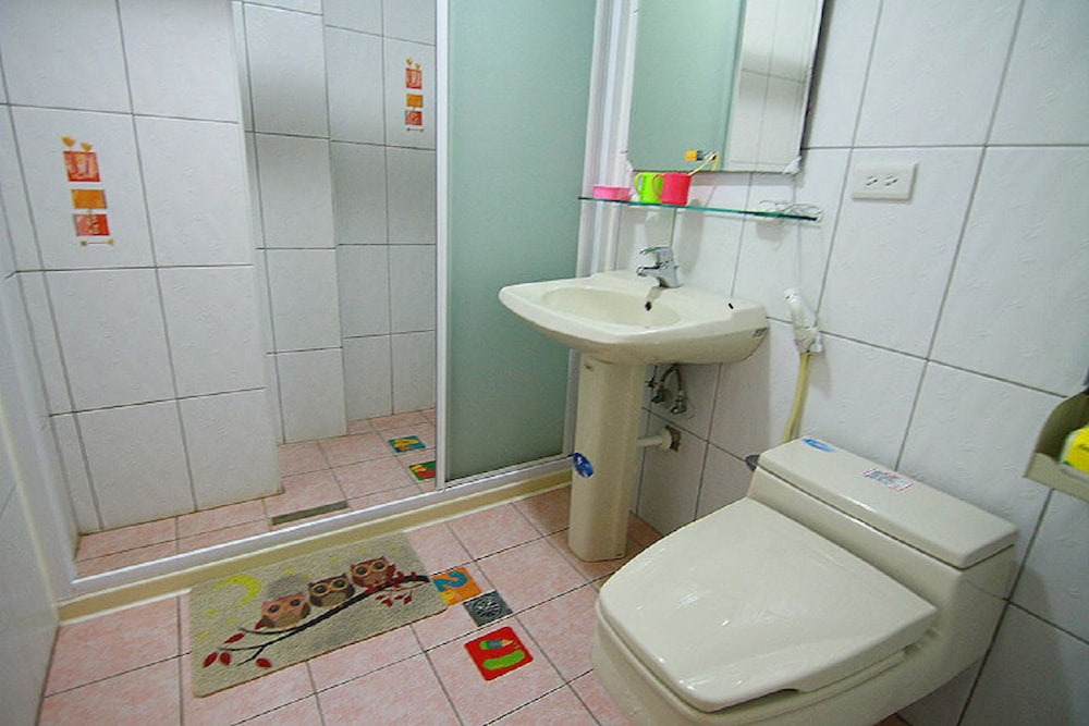 Shang Her Yuan Bed And Breakfast 22/32