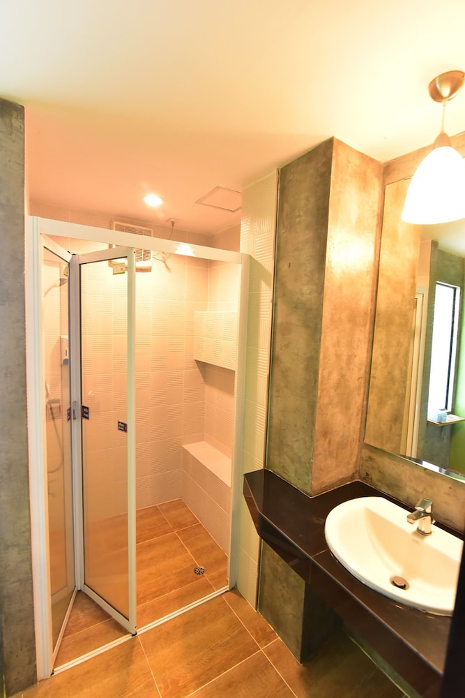 Ps Extra Hotel 70/72