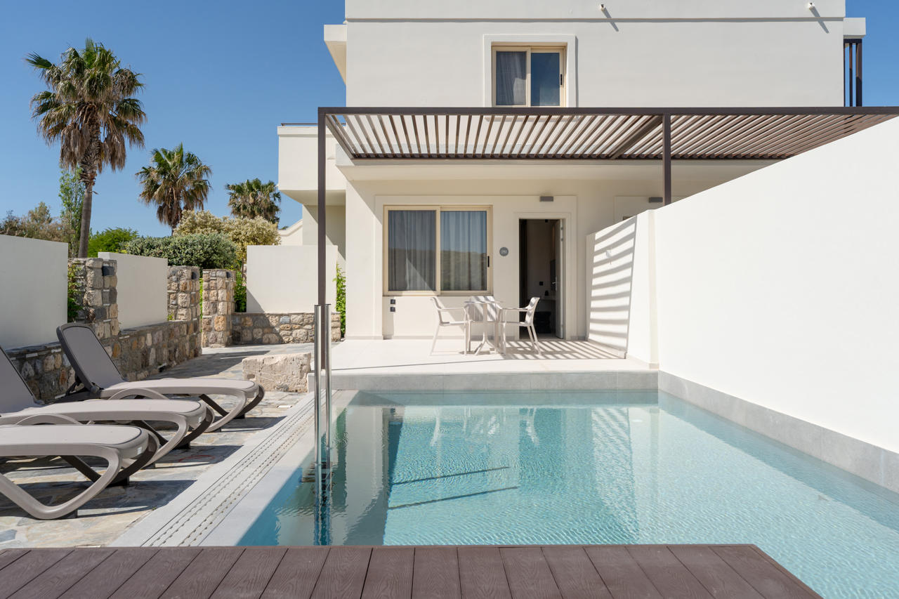 Kouros Palace Active Lifestyle Hotel 106/157