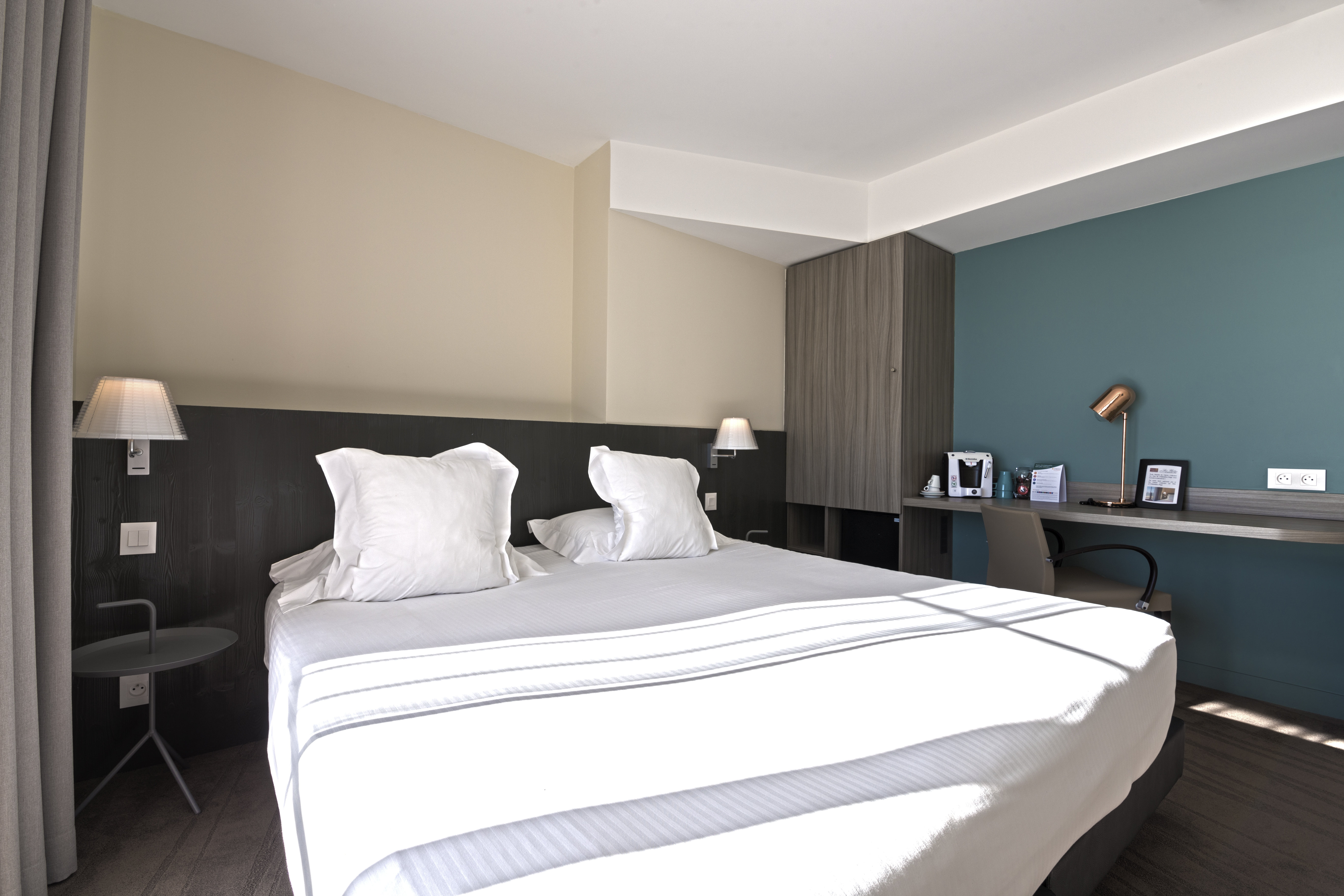 CLARION COLLECTION HOTEL LES FLOTS 4/27