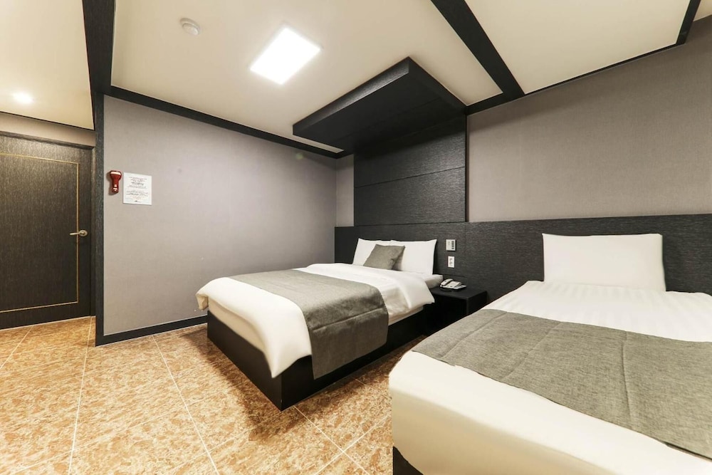 Major Hotel 24/31